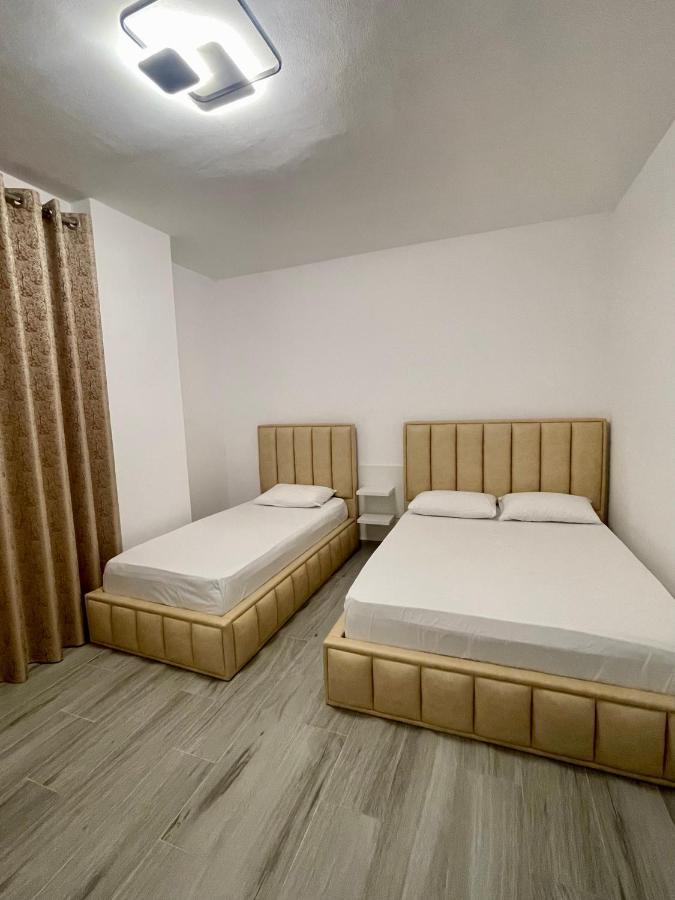 Seaview Modern Two Bedroom Apartament Saranda